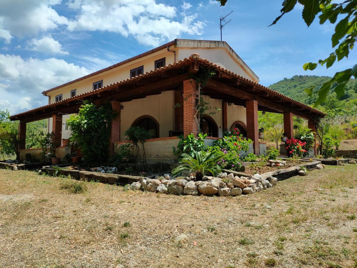 Azienda Agrituristica Verdevalle Cicerale Exterior photo